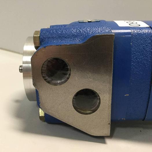 Used SUMITOMO EATON Orbit Motor 2TH08AS2S-E3236 #97560