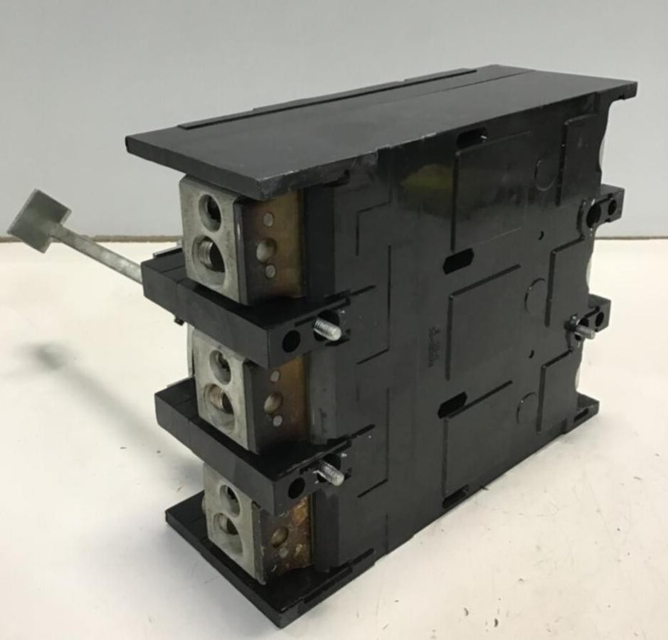 Used GENERAL ELECTRIC / GE 350 Amp Circuit Breaker TJJ436350 USED