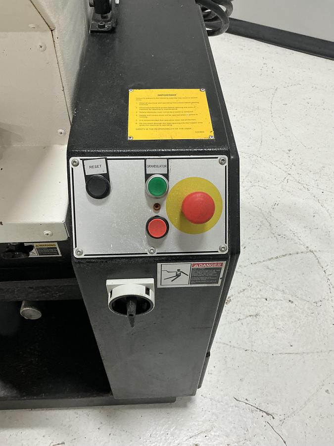 Used MILACRON MG-814 GRINDER