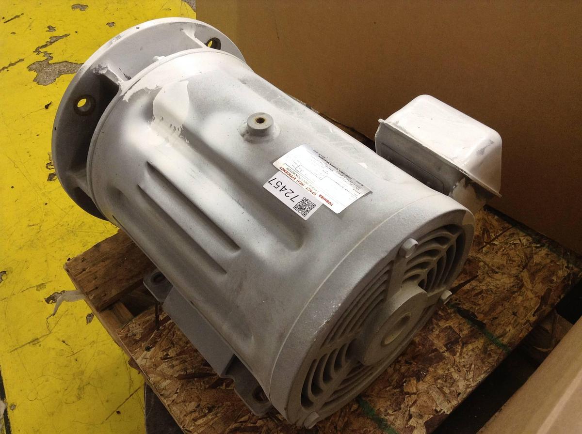 Used TOSHIBA 3 Phase Induction Motor TKKH SCKL21 Used