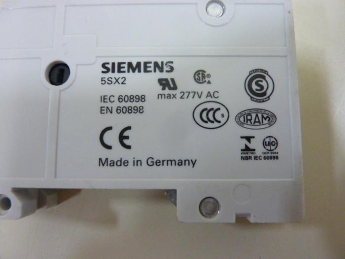 Used SIEMENS 15 Amp Circuit Breaker 5SX21-C15 #63774