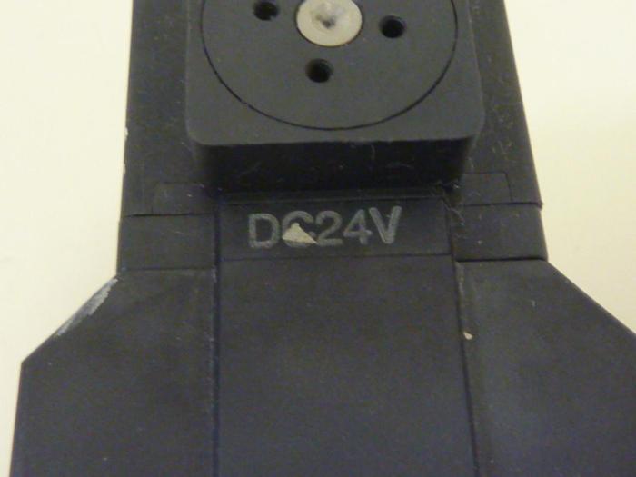 Used SMC Valve VS7-8-FJG-D-3Z #64077