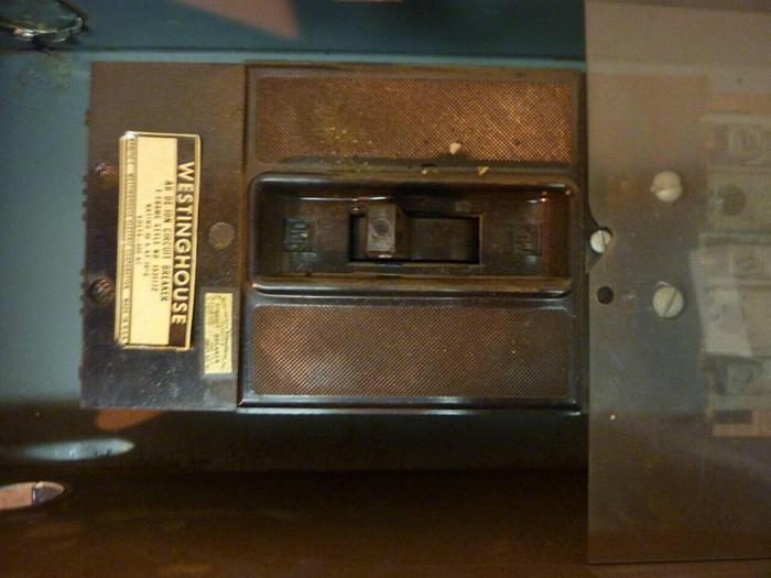 Used WESTINGHOUSE 40 Amp Bus Disconnect Switch 1531184-A #24427