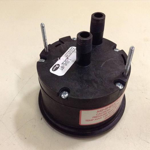 Used DWYER Gauge N15T 2-5040-NPT #83920