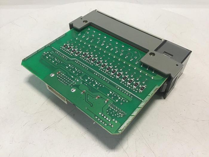 Used ALLEN BRADLEY Input Module 1746-IA16 SER C #127346