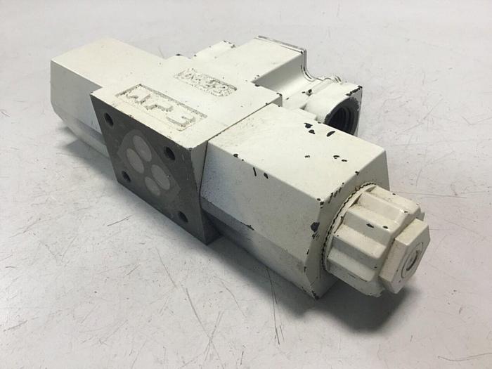 Used YUKEN Directional Valve DSG-01-3C9-D24-50 Used