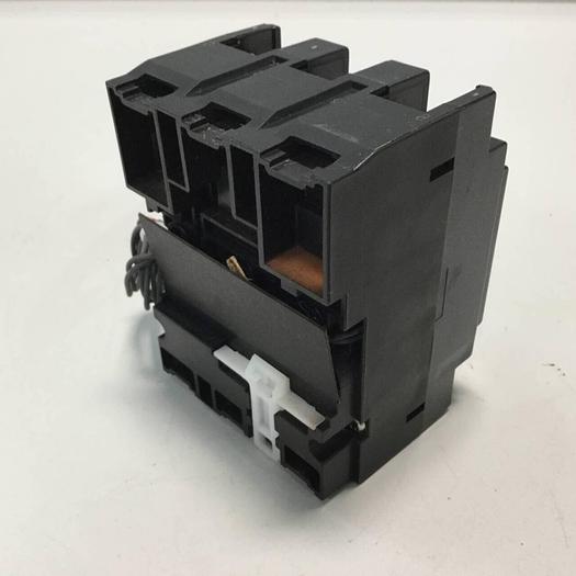 Used MITSUBISHI 15 Amp Circuit Breaker NF30-KC #93334