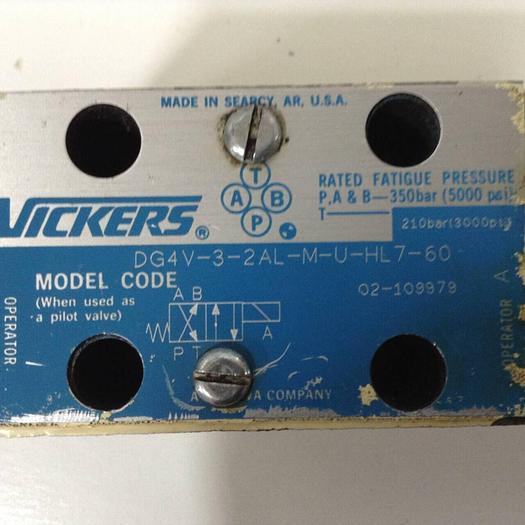 Used VICKERS Valves DG4V-3-2AL-M-U-HL7-60 #89826