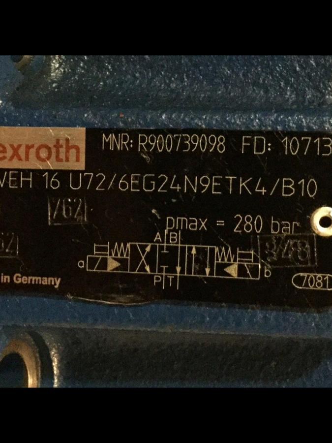 Used REXROTH Valve 4WE6J62/EG24N9K4/B10 Used