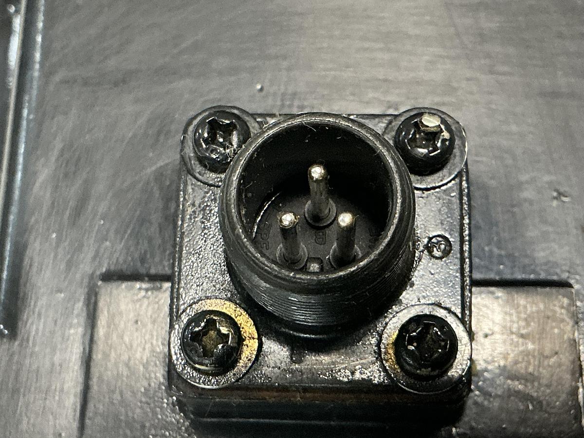 Used OKUMA BL-MC25J-30TB