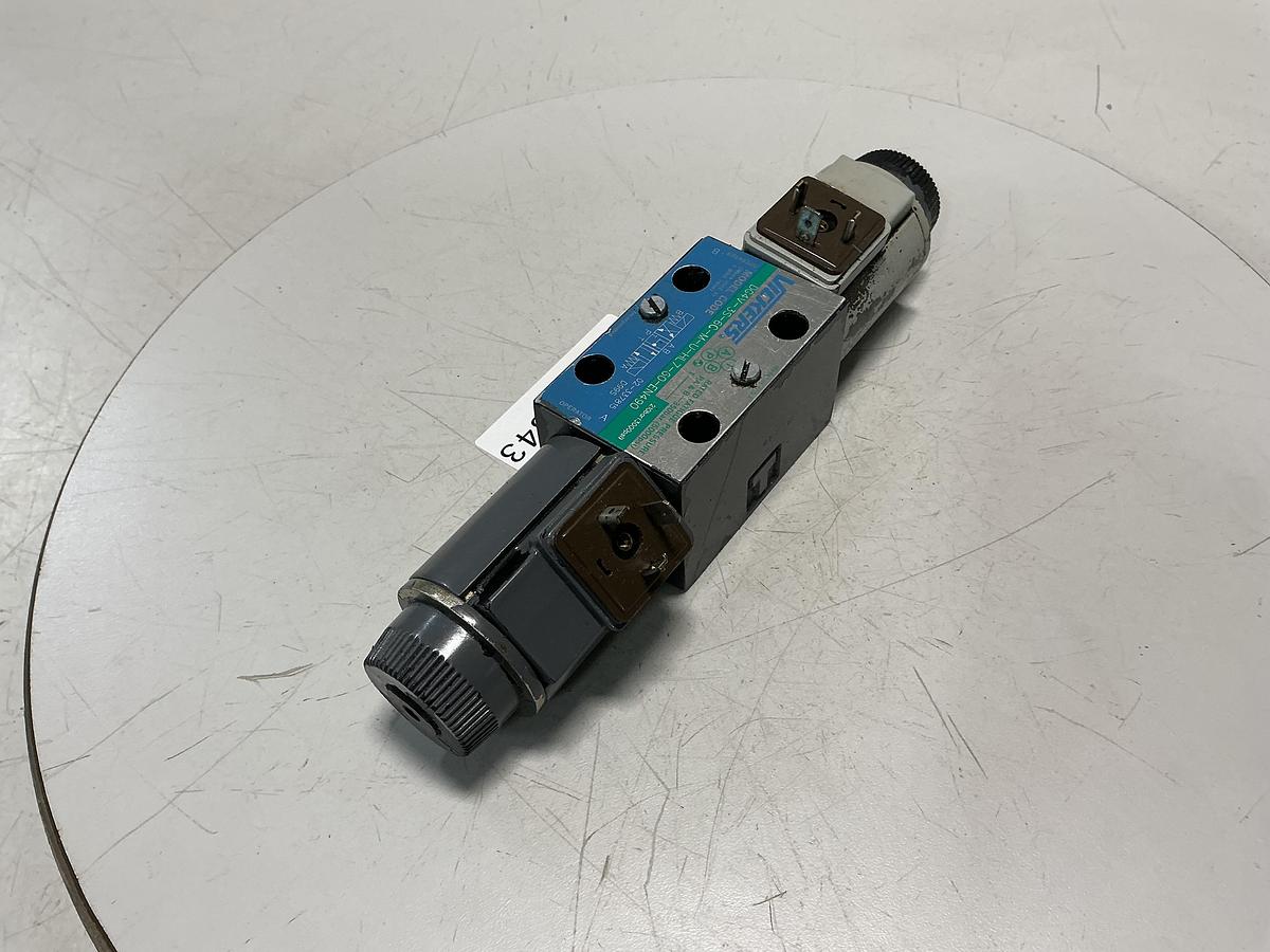 Used VICKERS DG4V-3S-6C-M-U-HL7-60-EN490