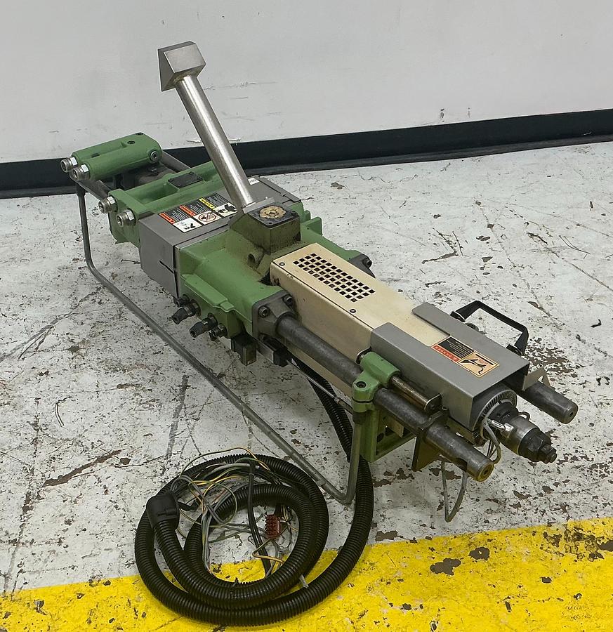 Used ARBURG 221 M 350-75