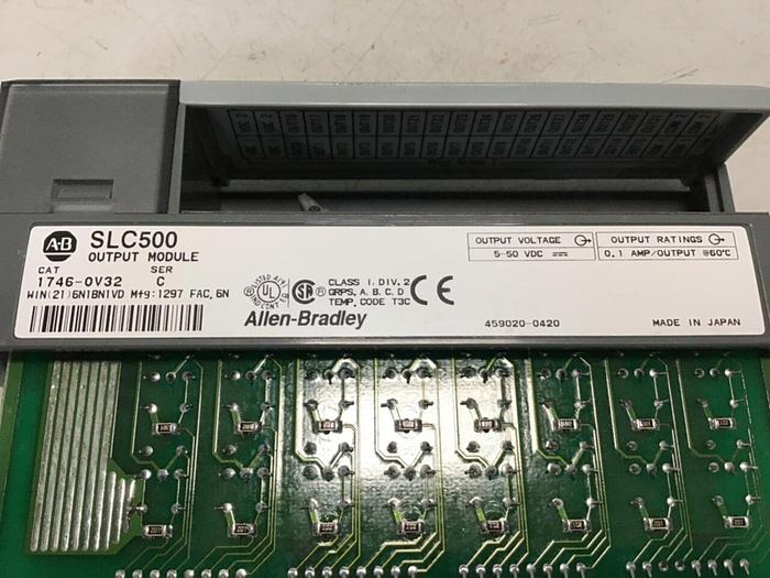 Used ALLEN BRADLEY Output Module 1746-OV32 SER C #88979