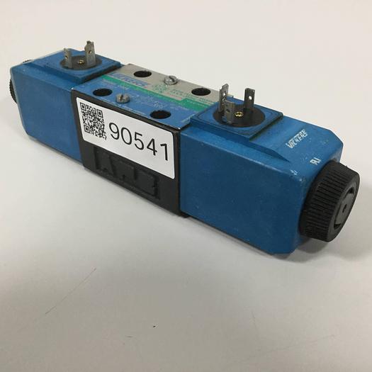 Used VICKERS Valve DG4V3S82CVMUH560 Used