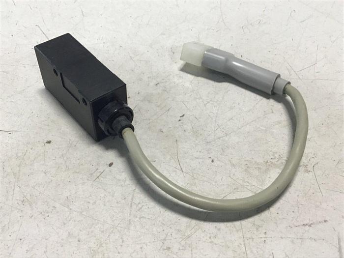 Used OMRON Photoelectric Switch E3S-DS10E41 #128283