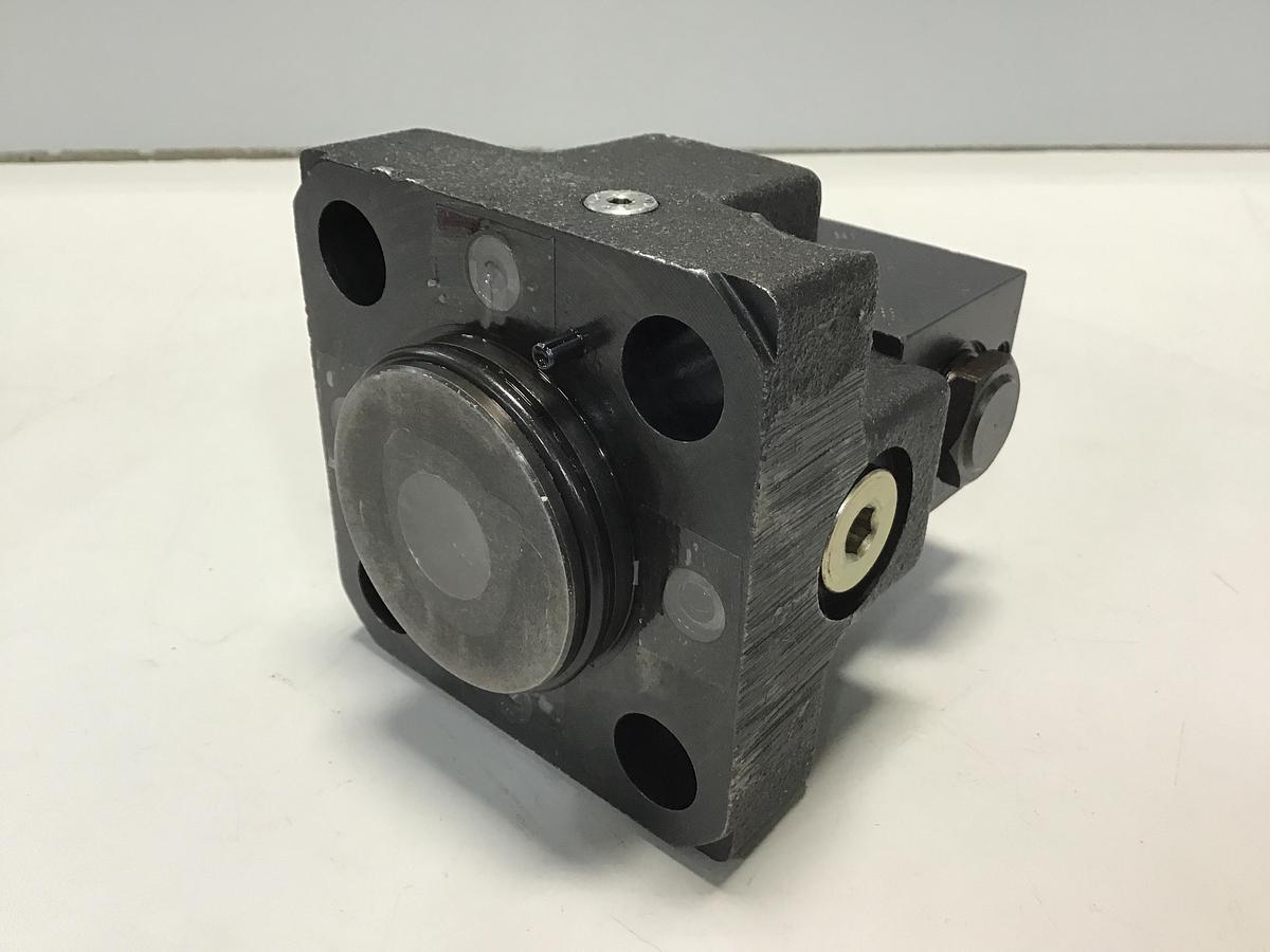 Used VICKERS DG4V-3S-56BL-M-U-HL7-60-EN490