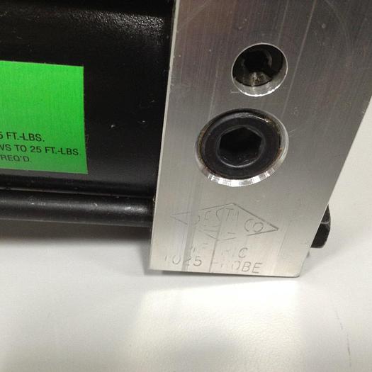 Used DESTACO Pneumatic Hold Clamp 991PMAR-010M-225A-37-11 #90066