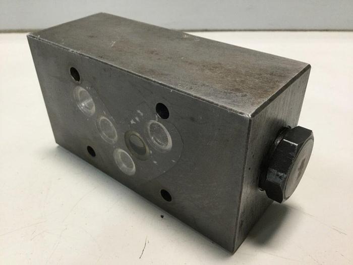 Used VICKERS Pilot Operated Check Valve DGMPC-5-ABK-BAK-30 #111312