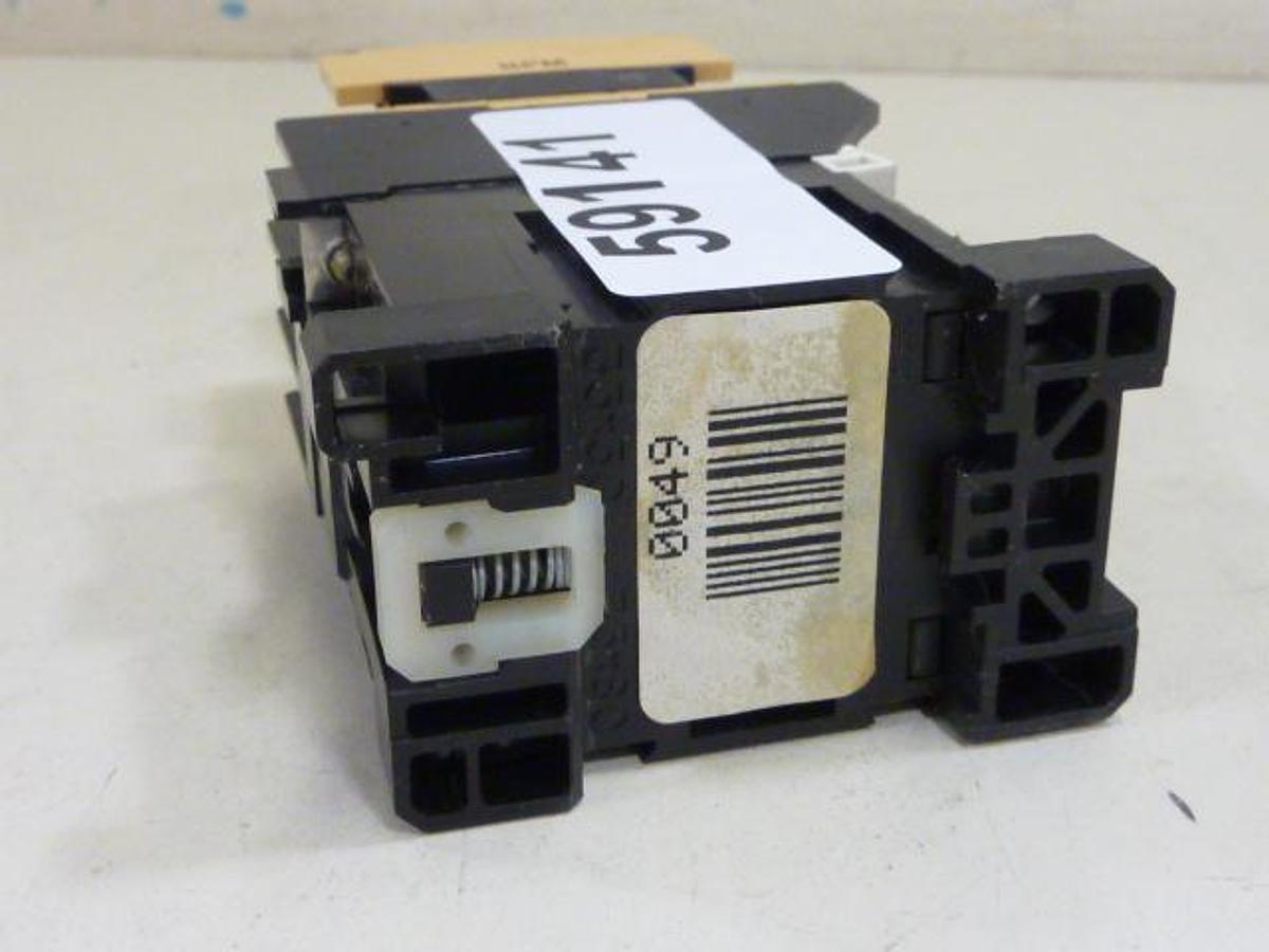 Used ALLEN BRADLEY Contactor 100-A09ND3 SER B Used