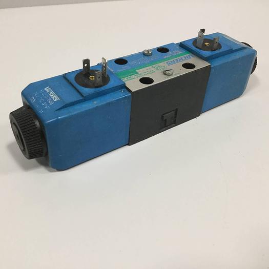 Used VICKERS Valve DG4V3S82CVMUH560 Used