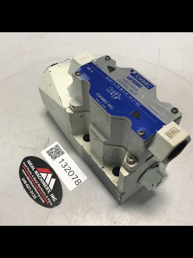 Used VICKERS Valve DG4V-5-2A-M-P7L-H-7-40 Used