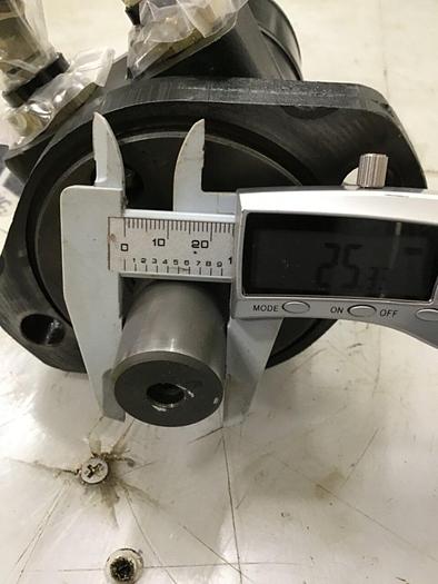 Used CHAR LYNN Die Height Hydraulic Motor 101 2169 009 #142563