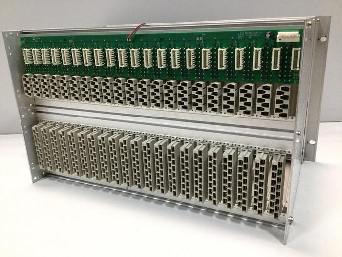 Used MOLD MASTER 21 Slot Card Rack 01-031-501-1 USED