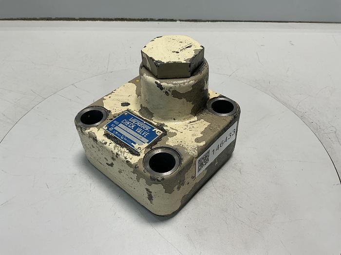 Used VICKERS C5G-825-JA-M