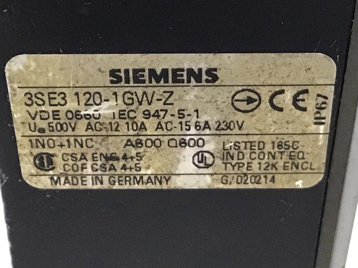 Used SIEMENS Limit Switch3 3SE3 120-1GW-Z #121173