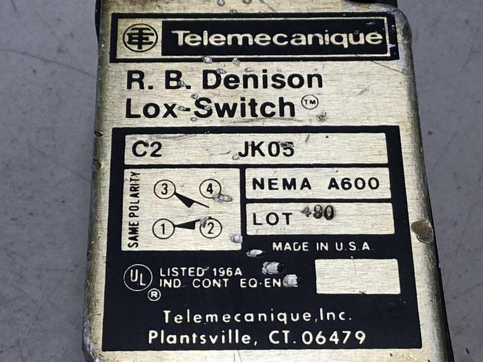 Used TELEMECANIQUE Lox-Switch C2JK05 #121848