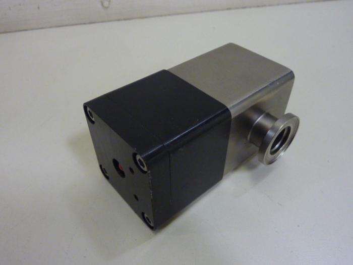Used VARIAN Vacuum Valve NW16A/0 #61802