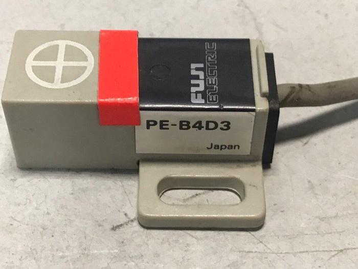Used FUJI ELECTRIC Proximity Switch PE-B4D3 #128362