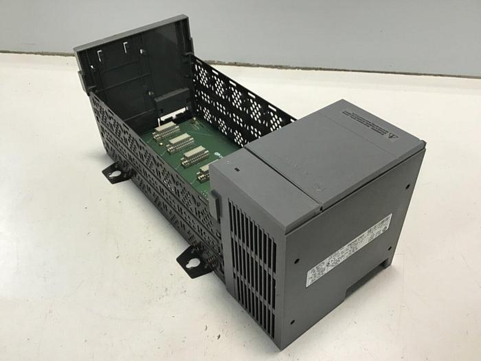Used ALLEN BRADLEY Power Supply & Slot Rack 1746-P2 SER C / 1746-A7 SER B #132897