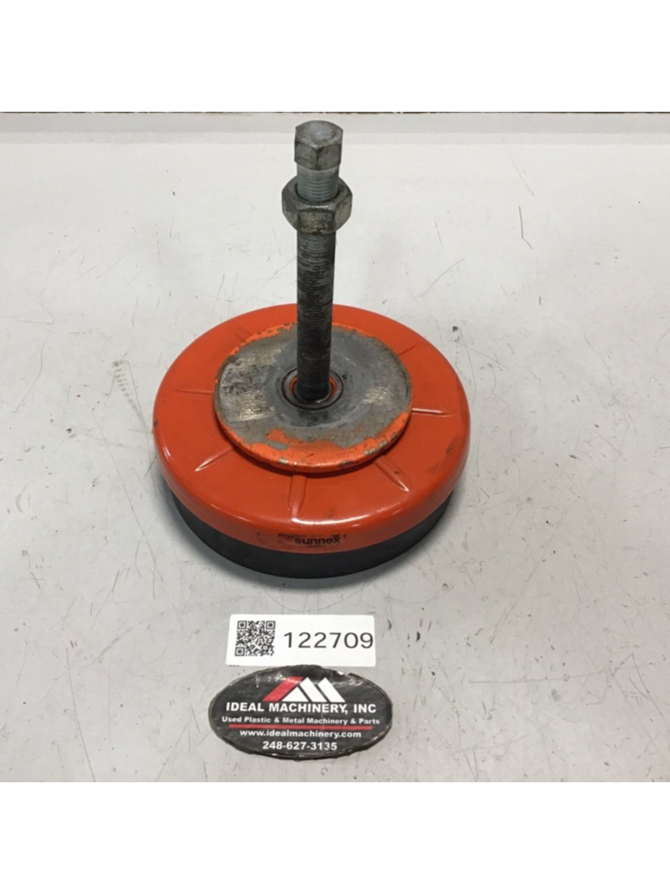 Used SUNNEX Leveling Mount Pad 6 INCH L/M USED