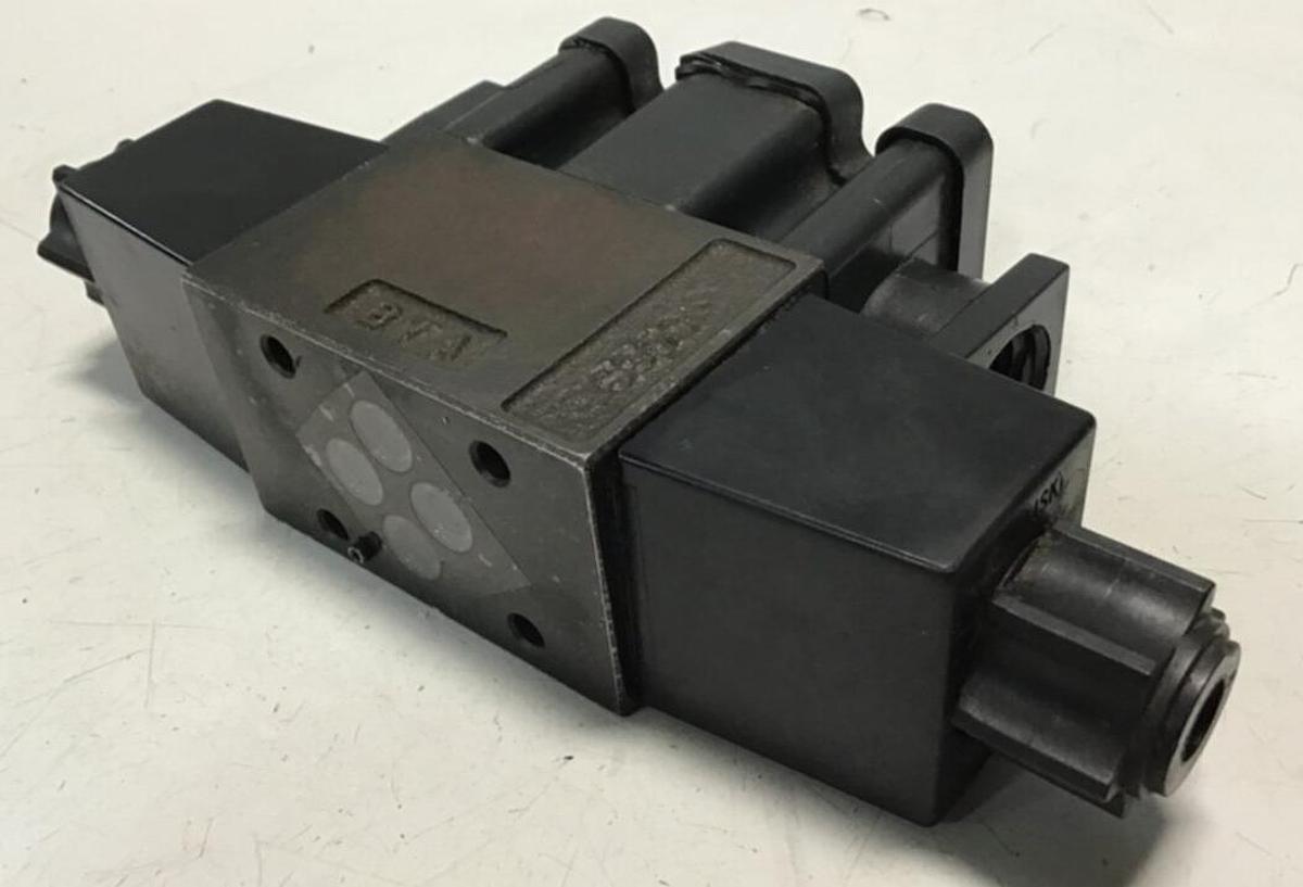 Used PARKER Valve D1VW20BVYCF4 75 USED