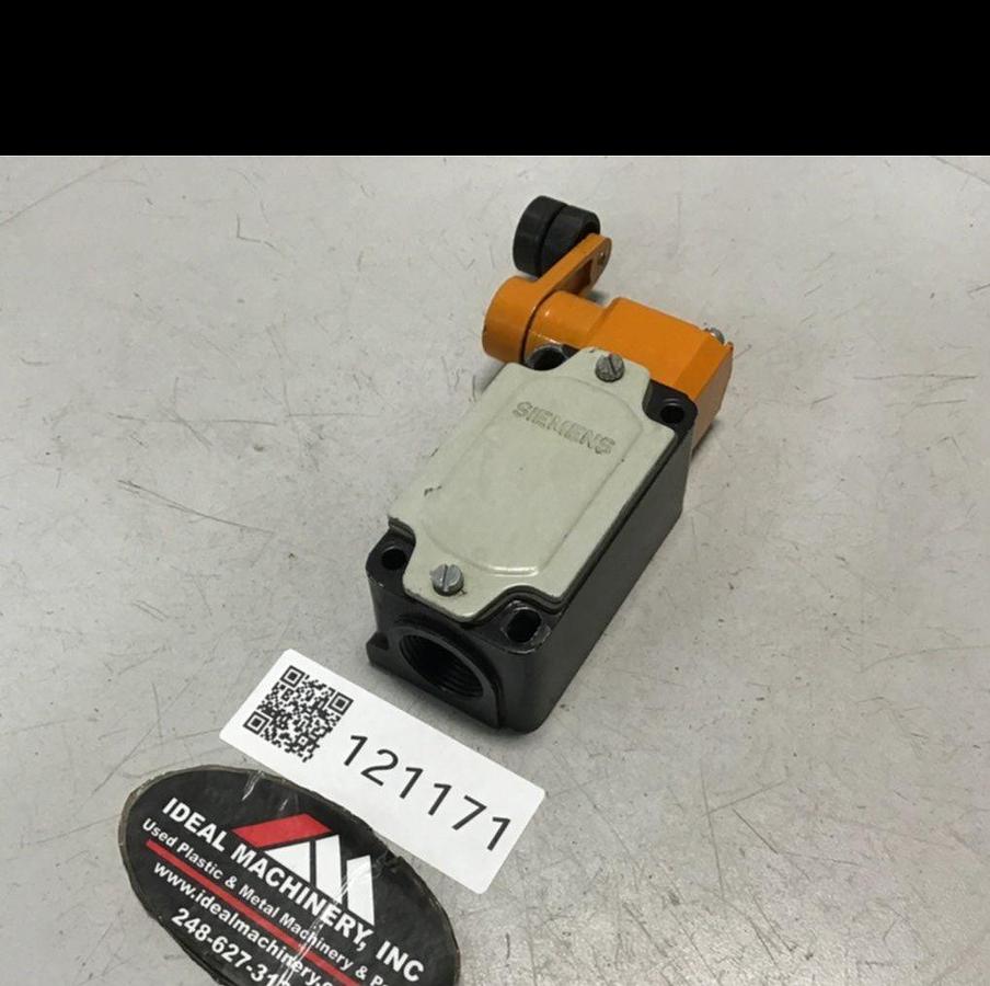 Used SIEMENS Limit Switch3 3SE3 120-1GW-Z USED