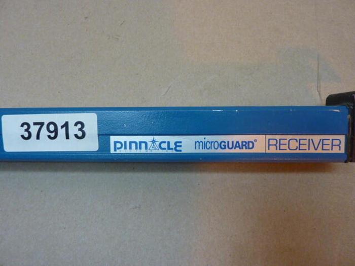 Used PINNACLE SYSTEMS INC Microguard Light Curtain Receiver MG-32-OF Used