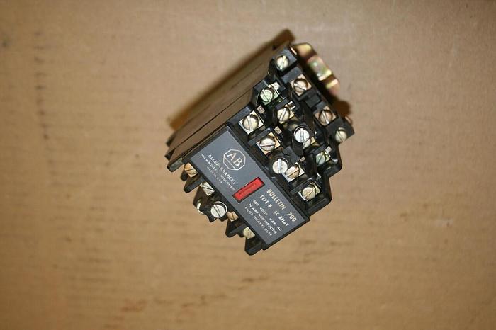 Used ALLEN BRADLEY AC Relay 700-N800A1 SER C Used