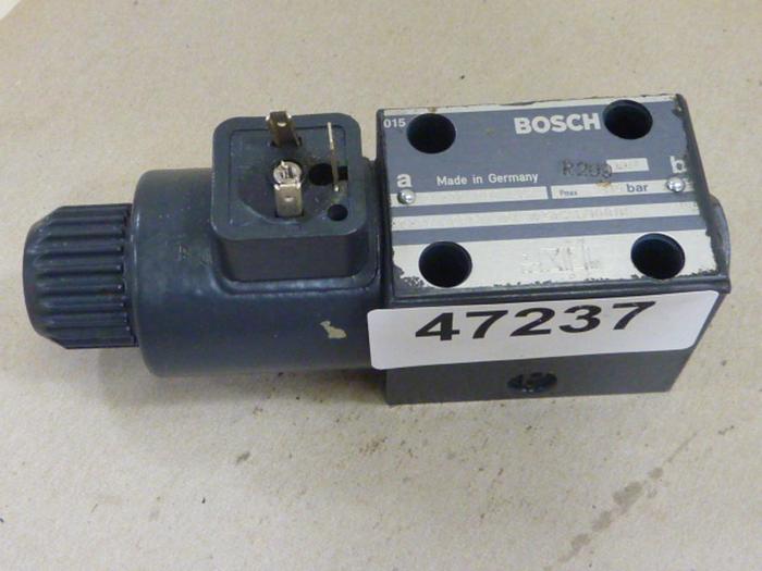 Used BOSCH Directional Valve 0 810 091 227 #47237
