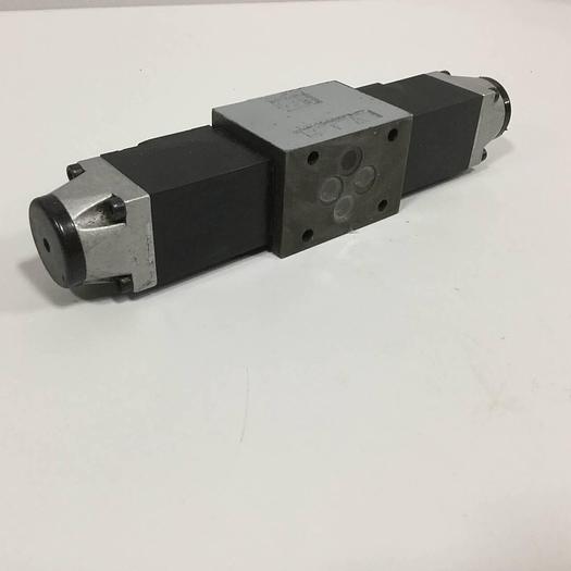 Used REXROTH Valve 4WE6E51AG24N9K4V #90383