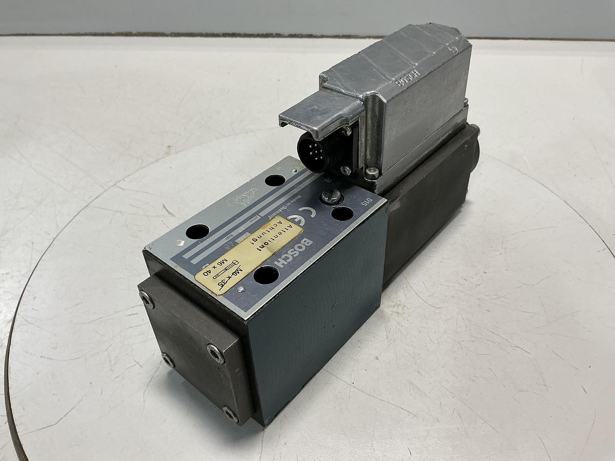 Used BOSCH 0 811 404 752