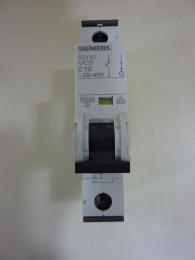 Used SIEMENS 10 Amp Circuit Breaker 5SY4110-7 #46955