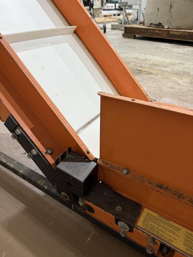 Used EMI STK-203-8 Belt Conveyor Variable Speed USED