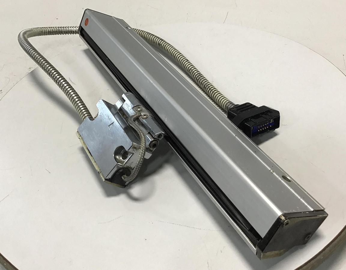 Used TOSHIBA SM25BT Foot Stroke Encoder Used #145691