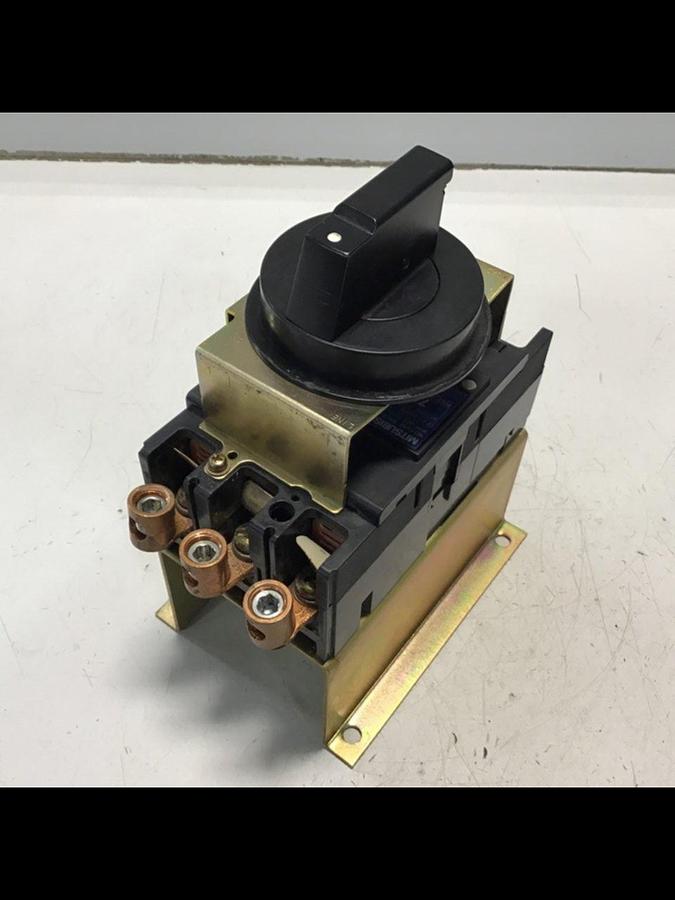 Used MITSUBISHI 75 Amp Breaker & Control Switch NF100-CP 75 AMP Used