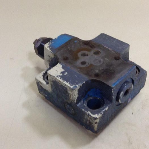 Used VICKERS Hydraulic Valve CVCS25C1S2W24510AP10 #72632