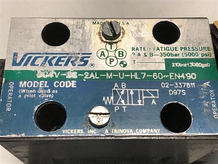 Used VICKERS Directional Control Valve DG4V-35-2AL-M-U-HL7-60-EN490 #115864