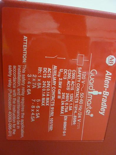 Used ALLEN BRADLEY Safety Relay 440R-ZBE820AZ1 SER A #58746