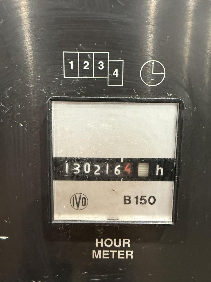 Used 1999 CINCINNATI MILACRON 310 Ton Injection Molding Machine MT310-22 USED #151860