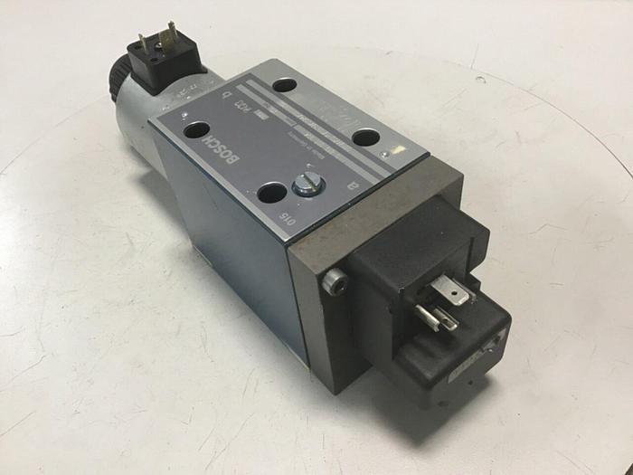 Used BOSCH Valve 0 810 001 904 #137656